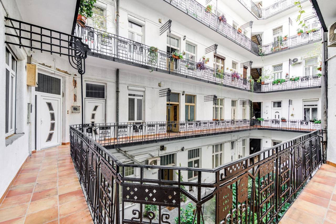Vintage Apartment In The Jewish Quarter Budapeste Exterior foto
